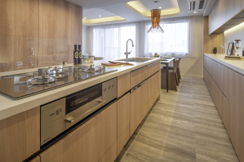 �@�L�b�`��