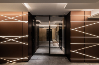 �@�G���g�����X